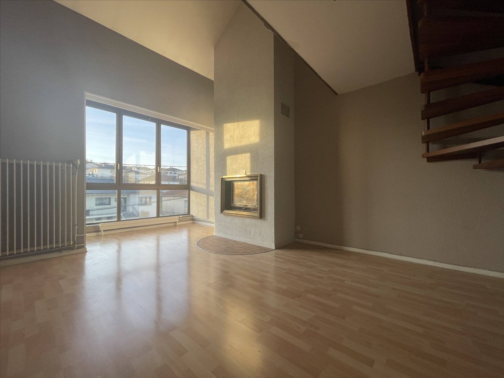 Agence Mosellane Immobilière Appartement - 102.21m² - WOIPPY (57140)  