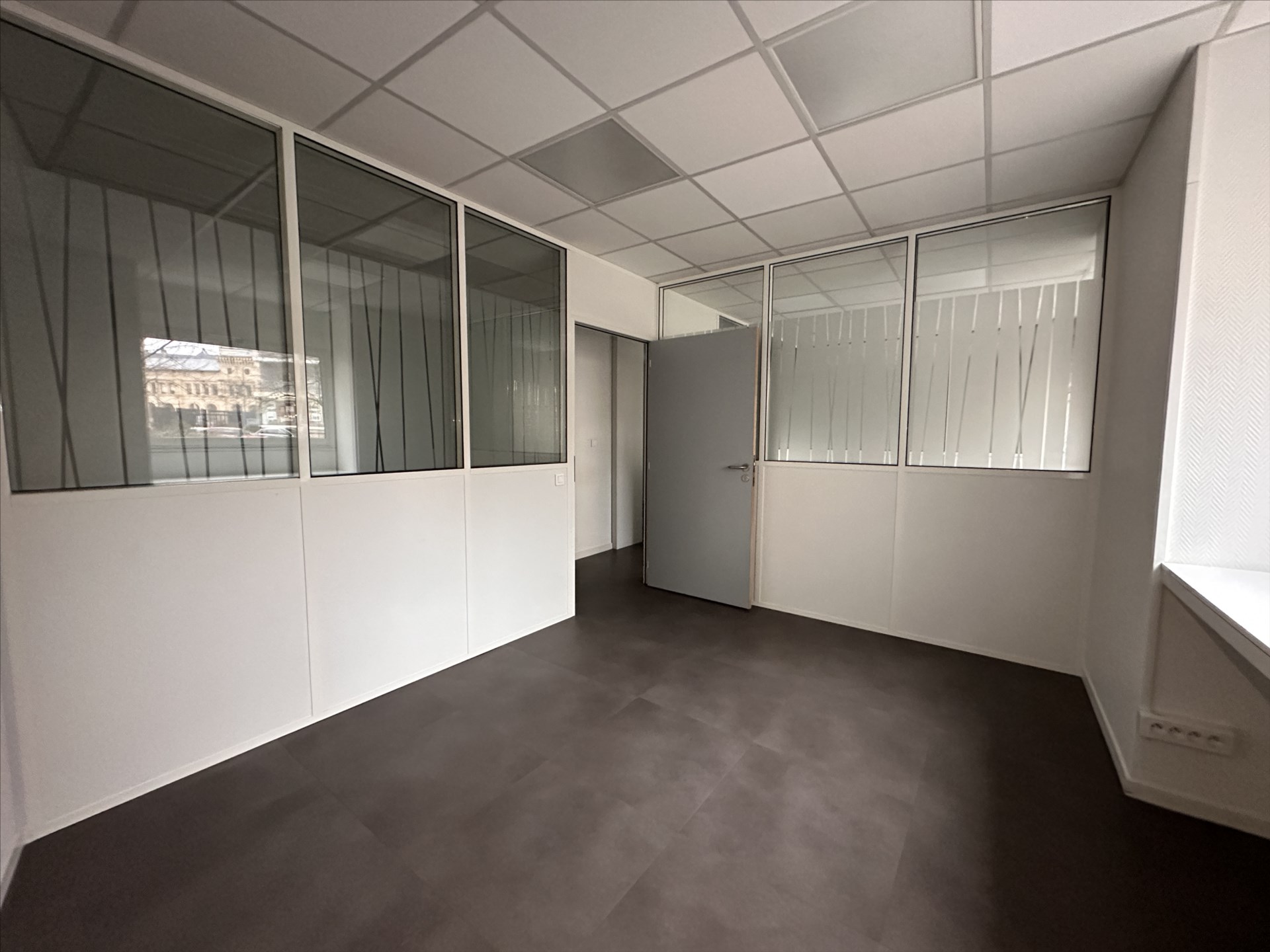 Agence Mosellane Immobilière Local commercial - 99.07m² - METZ (57000)  